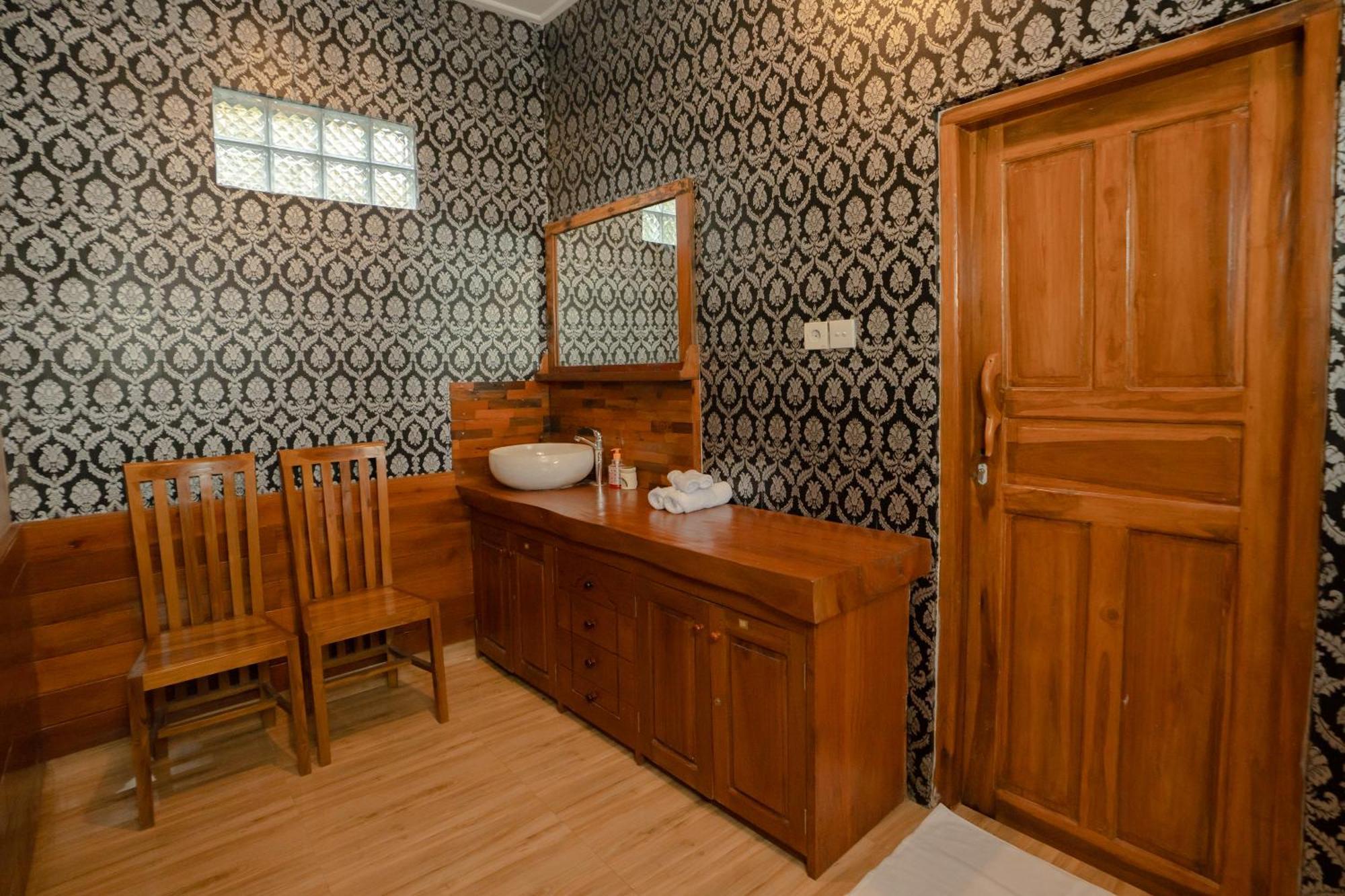 Bima Sakti Homestay Echo Beach Canggu المظهر الخارجي الصورة
